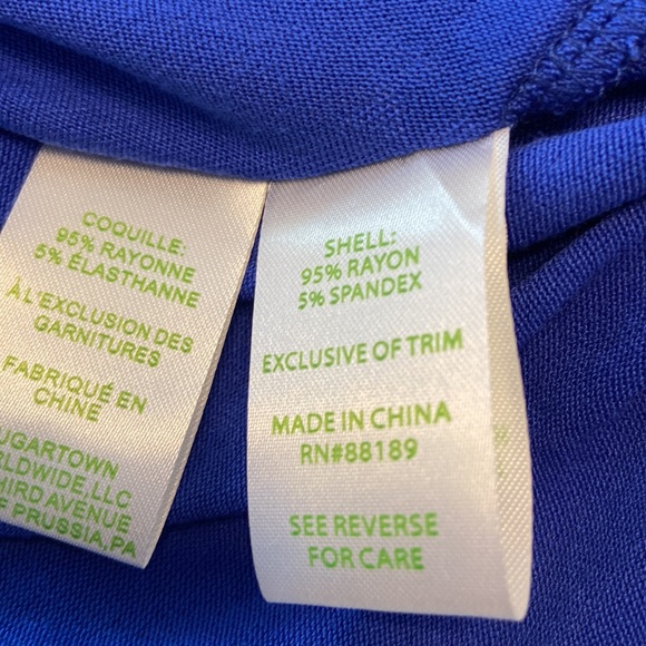 Lilly Pulitzer Shirt long sleeves size M color blue lengths 27” bust 36/38” - Picture 7 of 12